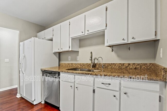 Building Photo - 2311 Tall Sail Dr