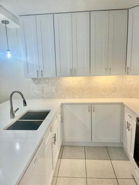 Building Photo - 1817 18th Ct