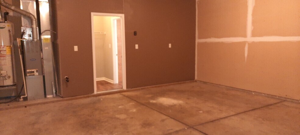 Building Photo - 3181 Stratus Ct