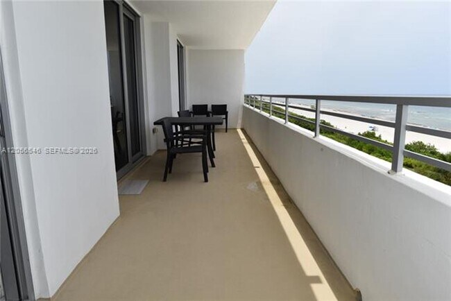 Building Photo - 5555 Collins Ave