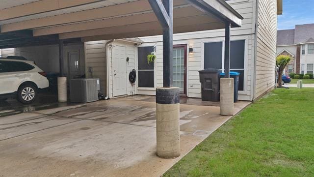 Building Photo - 5652 Giddyup Ln