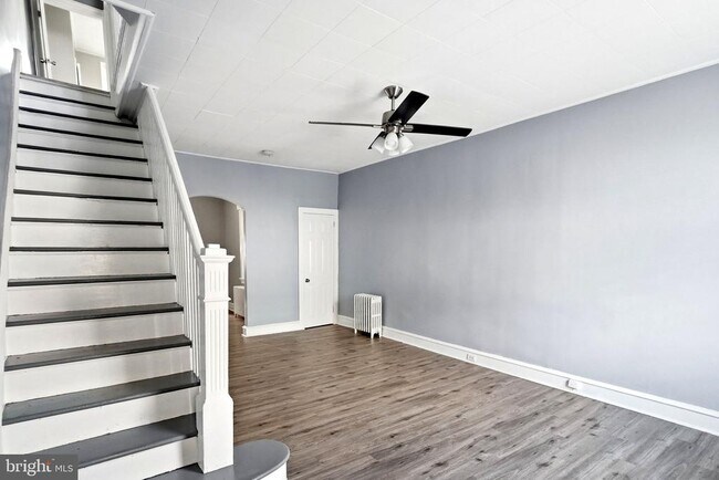 Building Photo - 1631 S Etting St
