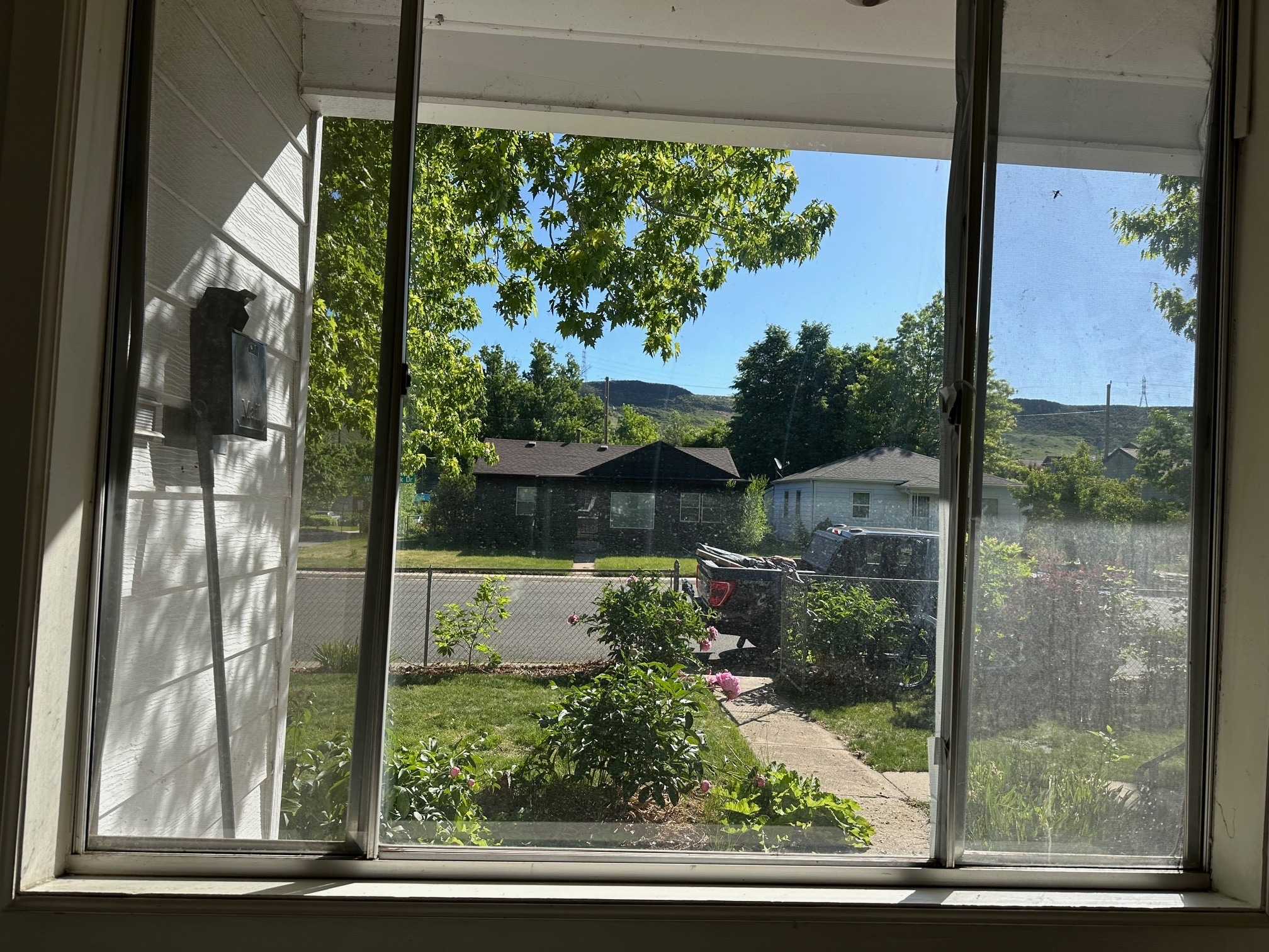 Building Photo - 2302 Willow Creek Dr