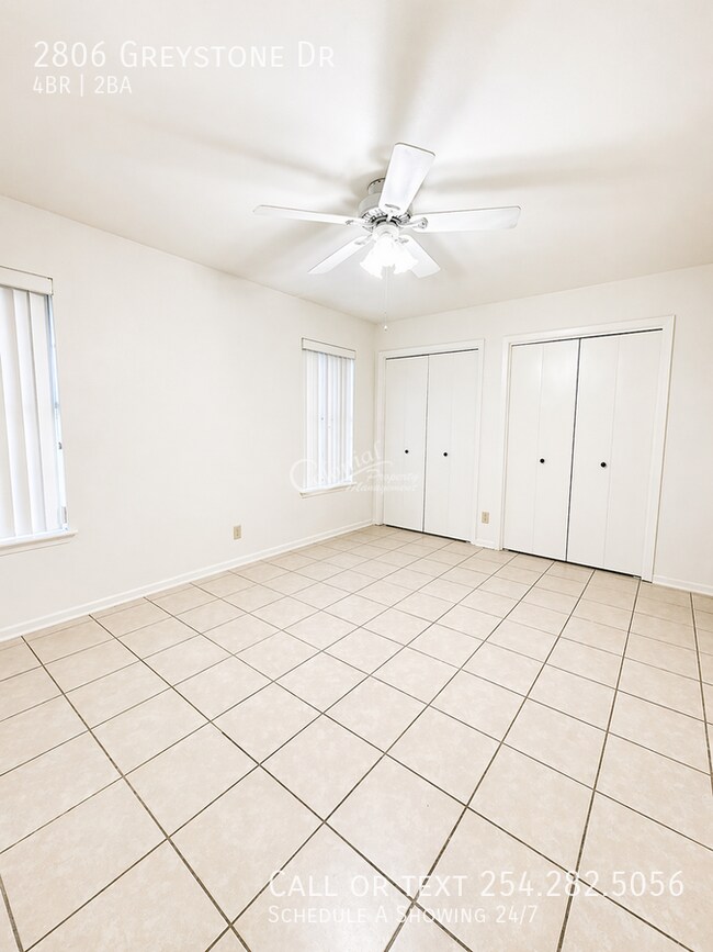 Building Photo - 2806 Greystone Dr