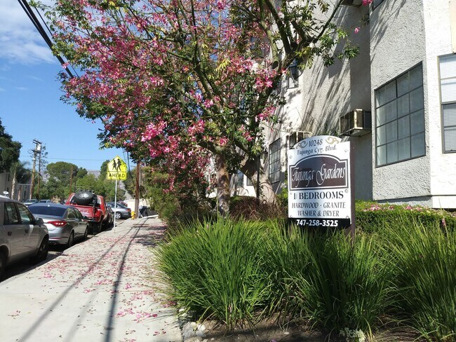 Building Photo - 10248 Tujunga Canyon Blvd