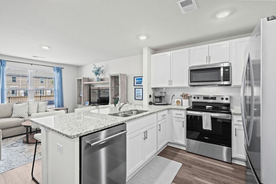 Building Photo - 1 N Yaupon Dr