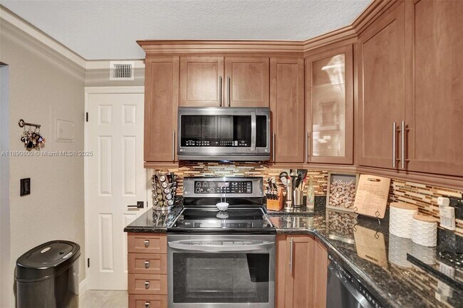 Building Photo - 1811 Jefferson St