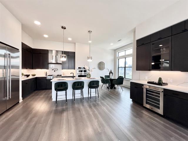 Building Photo - 3330 Oak Grove Ave