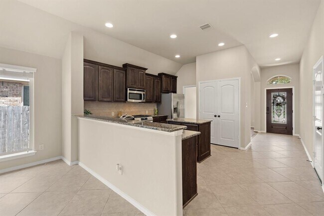 Building Photo - 4211 Ponderosa Hills Ln