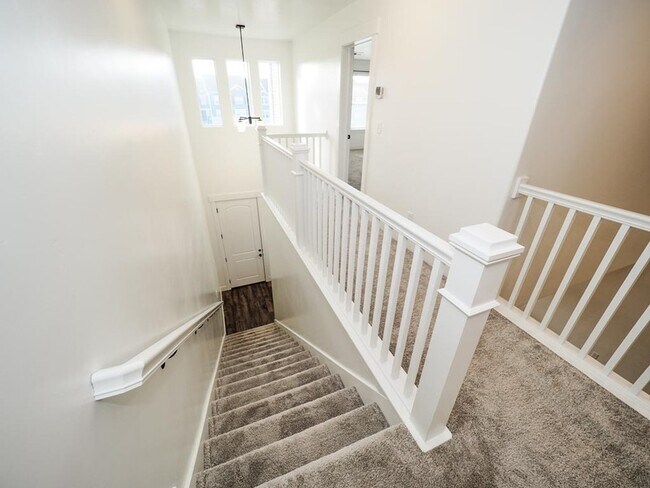 Building Photo - 3659 W 1650 N