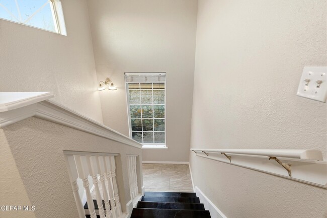 Building Photo - 7536 Le Conte Dr