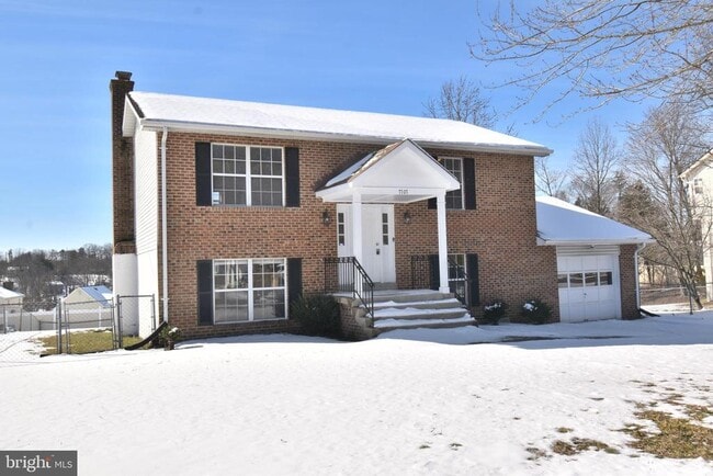 Building Photo - 7707 Klovstad Dr