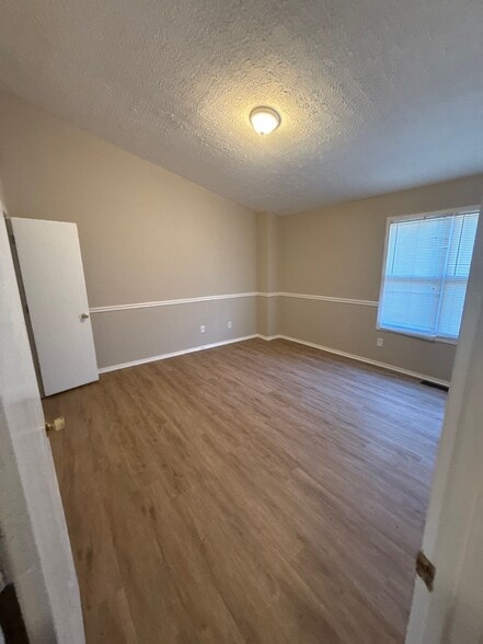 Building Photo - 3591 Kennesaw Station Dr NW