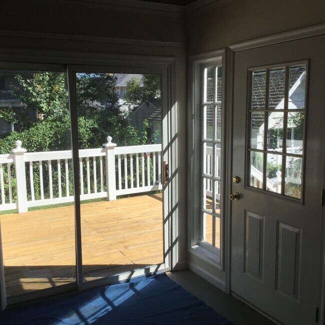 Building Photo - VERY NICE HOME IN EDGEMOOR SUBDIVISION