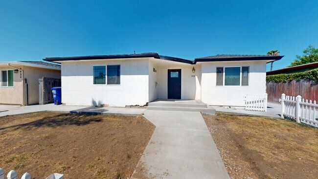 Building Photo - 4933 63rd St