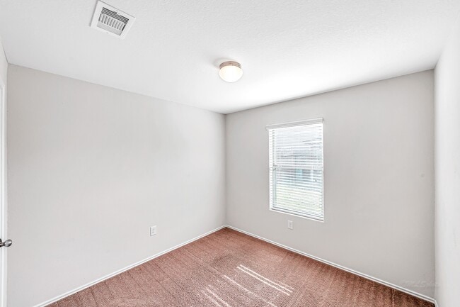 Building Photo - 21315 Beacon Springs Lane
