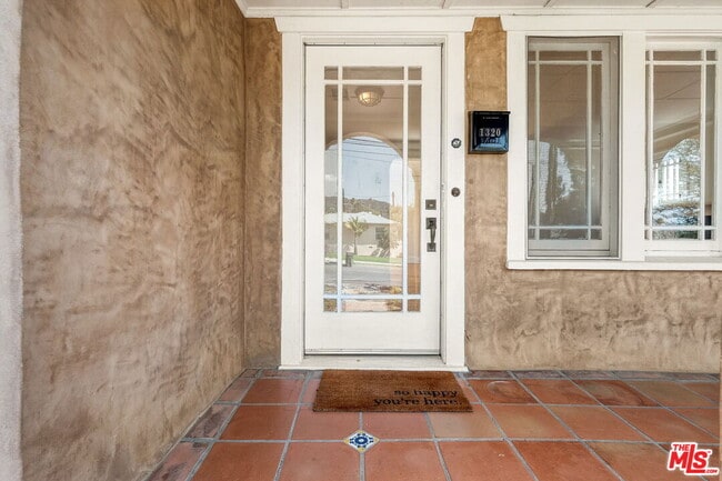 Building Photo - 1320 Eagle Vista Dr