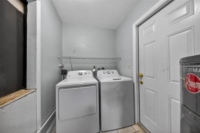Building Photo - 5901 NW 42nd Terrace