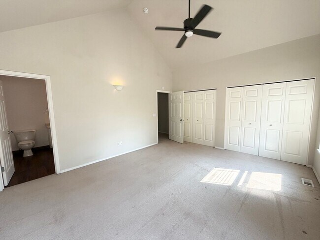 Building Photo - 6931 N Borthwick Ave