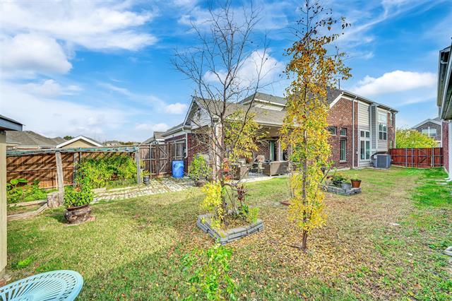 Building Photo - 345 Twin Creeks Dr