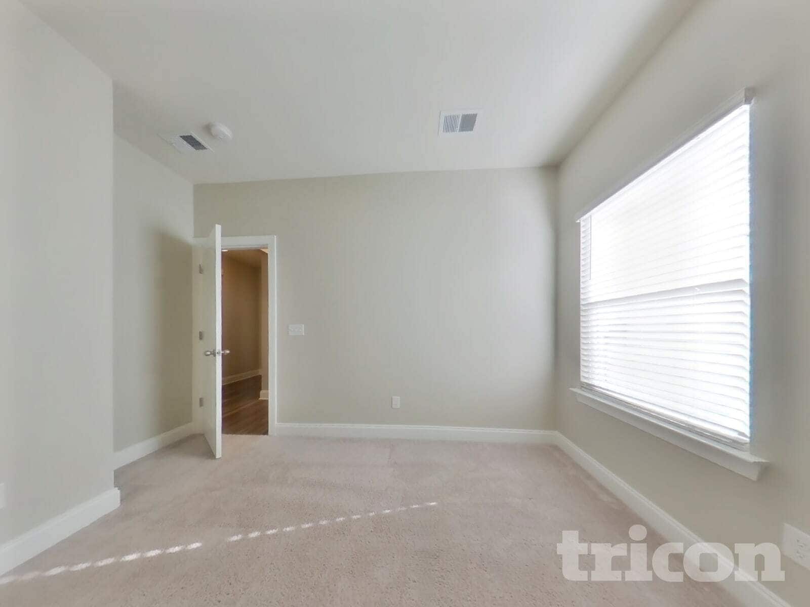 Building Photo - 1245 Dutch peak