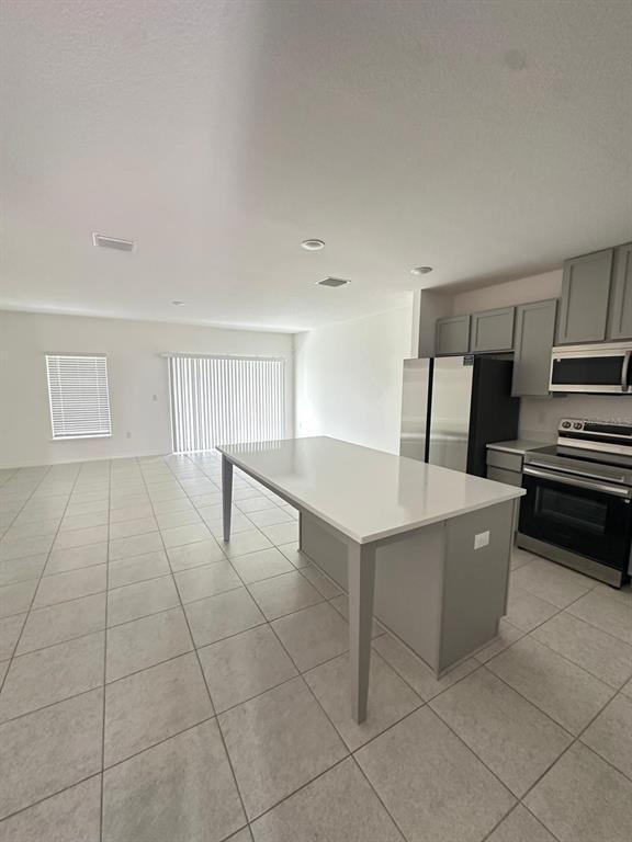 Building Photo - 32132 Eastern Redbud Br