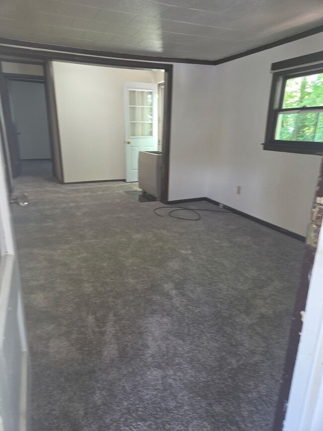 Building Photo - Muhlenberg School - 2 Bedroom Cottage