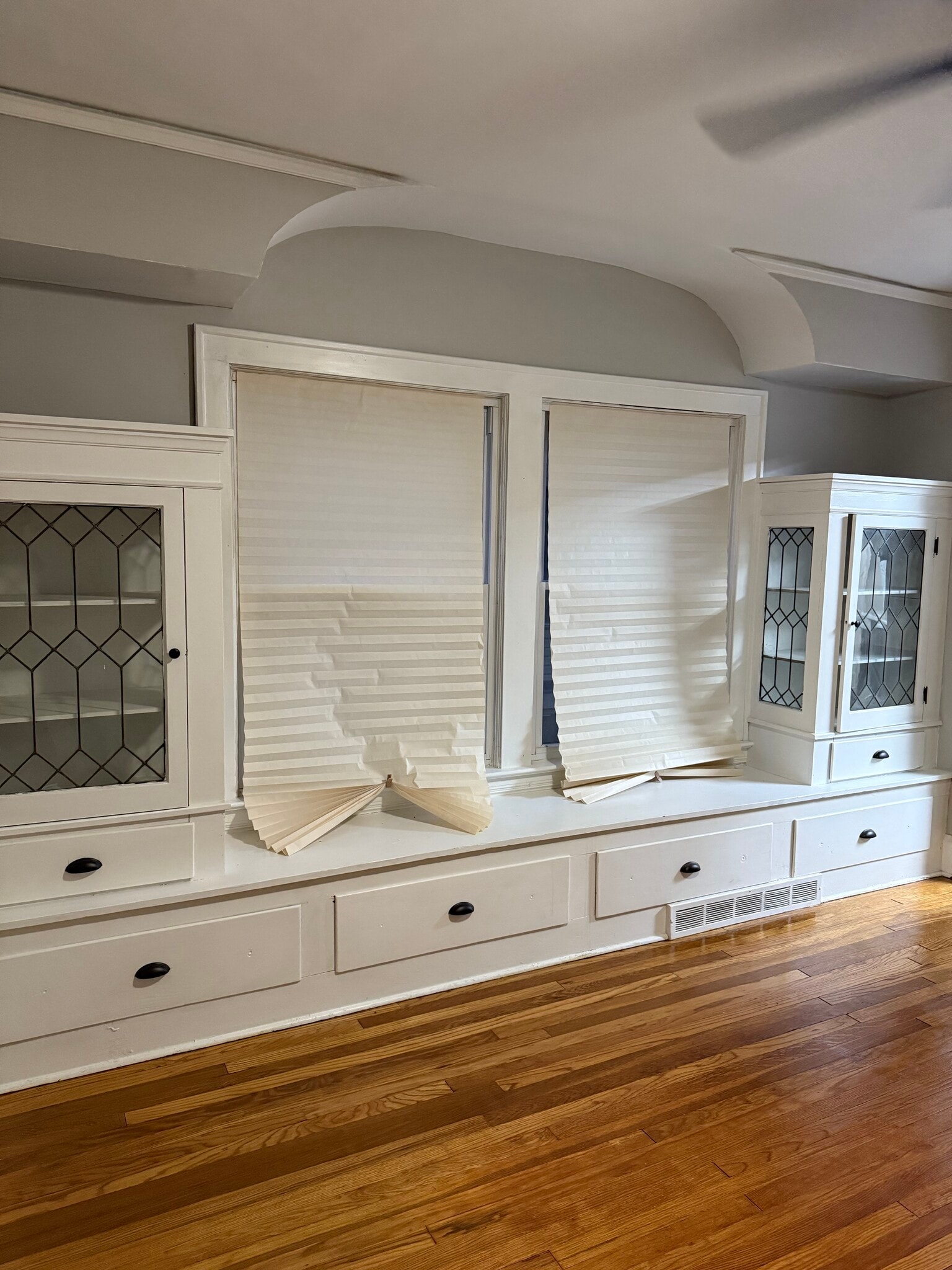 Dining room - 3616 E 106th St