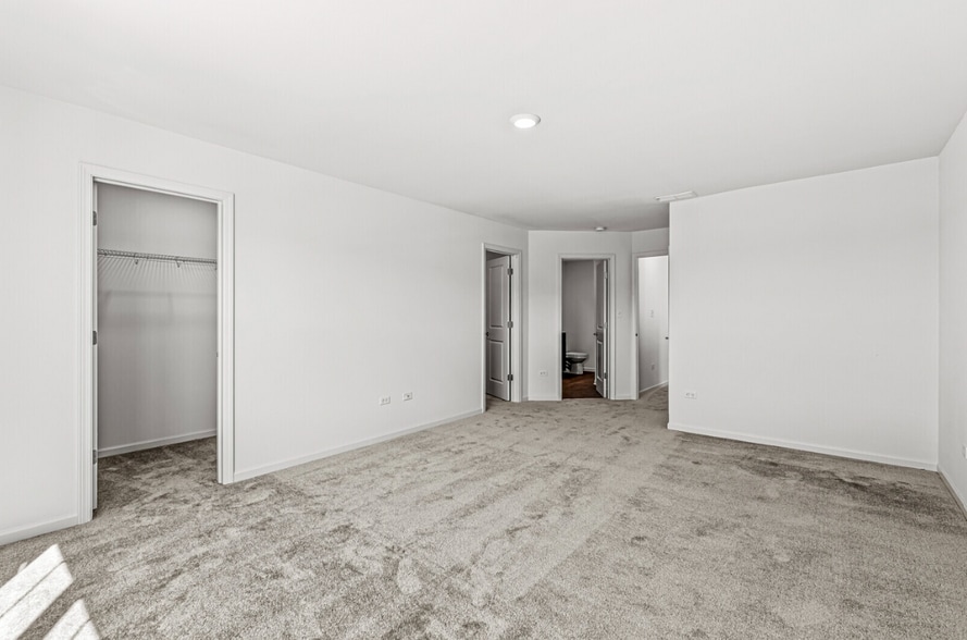 Building Photo - 1892 E 110th Ln