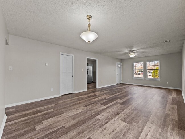 Building Photo - Welcome to Foxhorn Village!