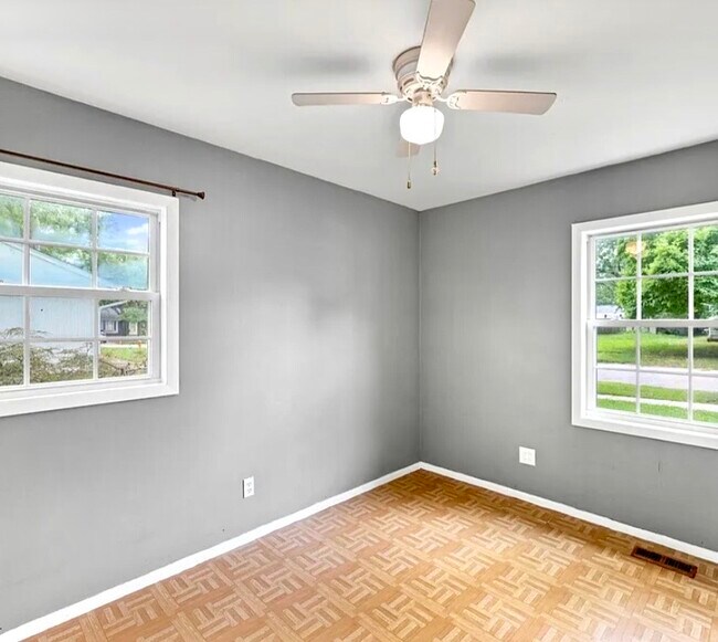 Building Photo - 3104 Kimberly Dr