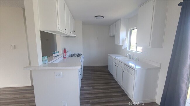 Building Photo - 34042 Alcazar Dr