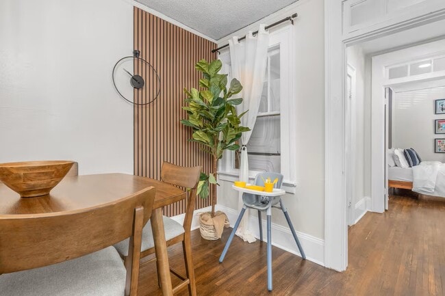 Building Photo - Contemporary Cove Duplex