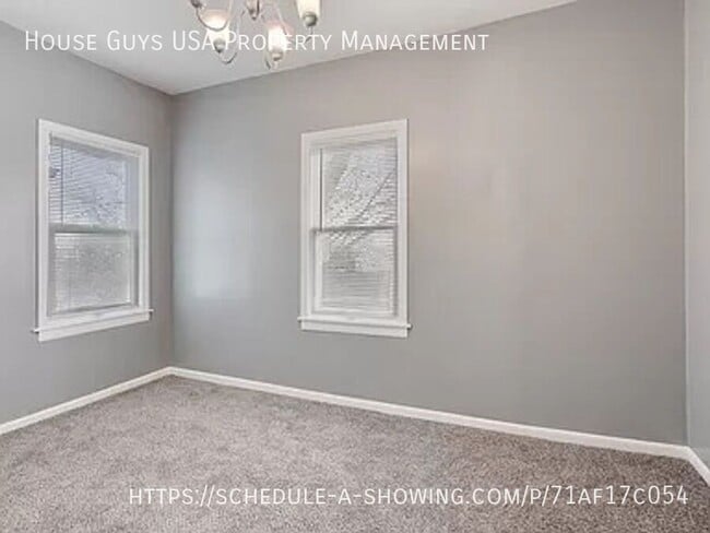 Building Photo - 513 Montgall Ave