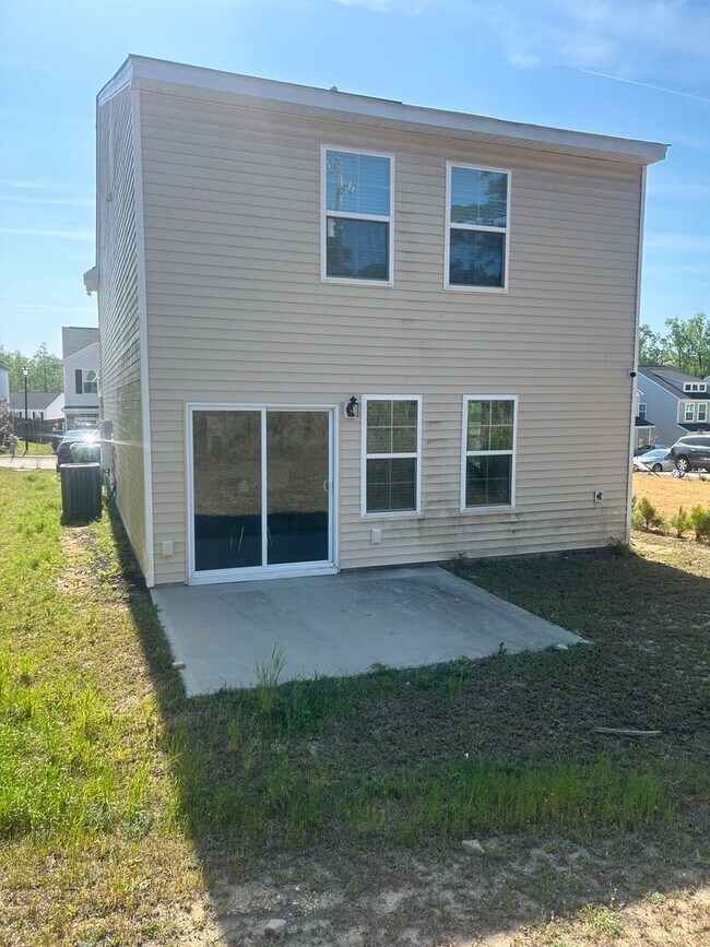 Building Photo - 2769 Prince Charles Ct