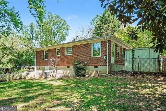 Building Photo - 1689 San Gabriel Ave