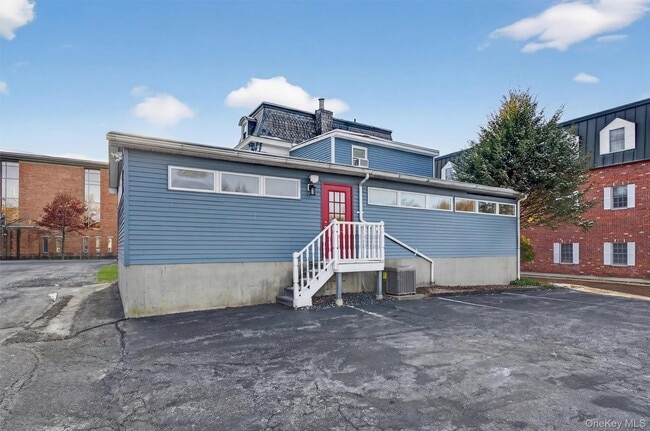 Building Photo - 12 Scotchtown Ave