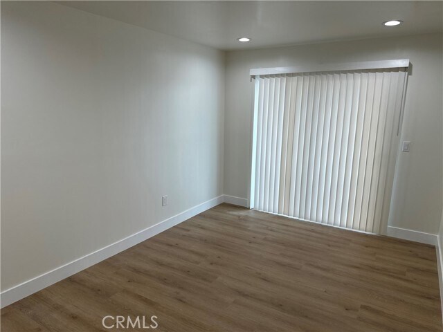 Building Photo - 2161 Myrtle Ave