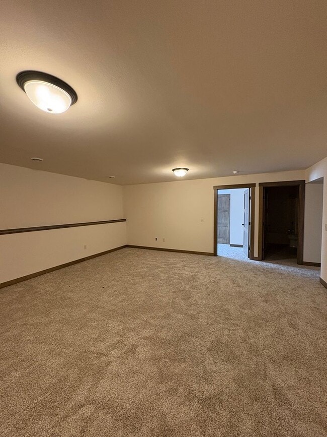 Building Photo - 234 E Randall Rd