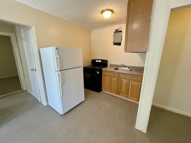 Building Photo - 1 bedroom in New York NY 10474