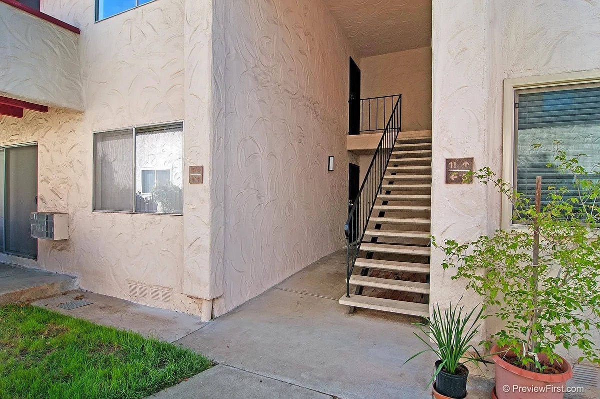 Exterior - 8609 Lake Murray Blvd