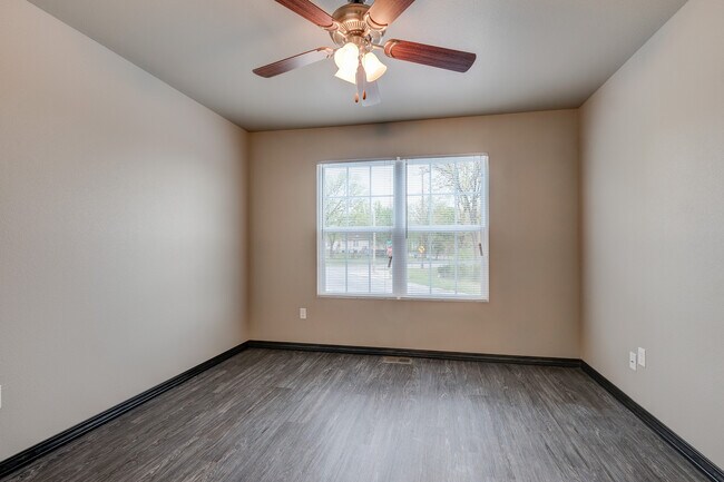 Building Photo - 109 Buchanan Rd