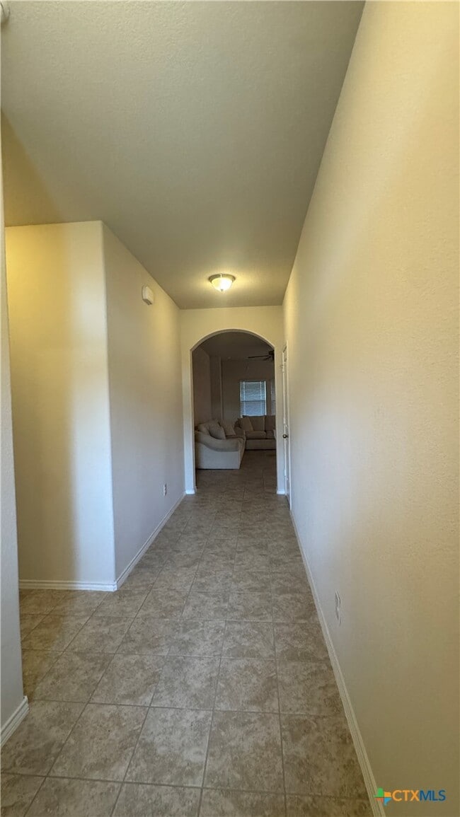 Building Photo - 5305 Fenton Ln