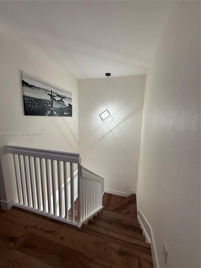 Building Photo - 11128 W 32nd Ln