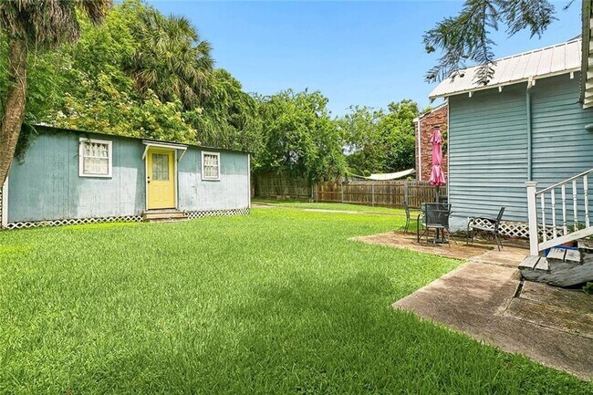 Building Photo - 2514 S Carrollton Ave