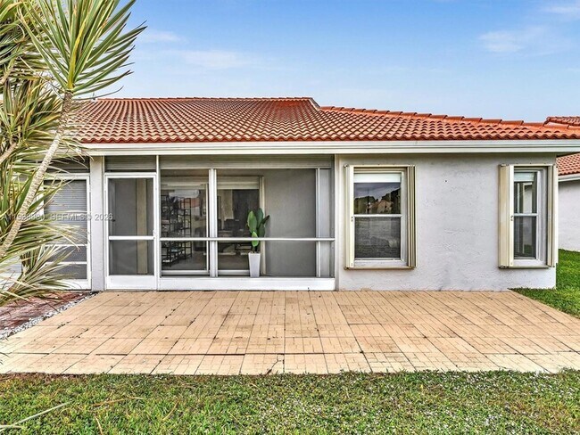 Building Photo - 15212 W Tranquility Lake Dr