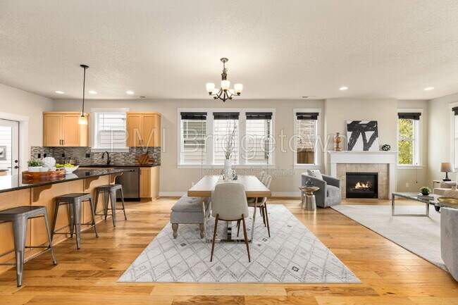 Building Photo - 14780 NW Hydrangea Ct
