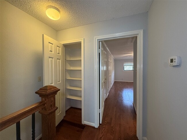 Building Photo - 3636 Lake St