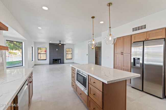 Building Photo - 3520 N 110th Ave