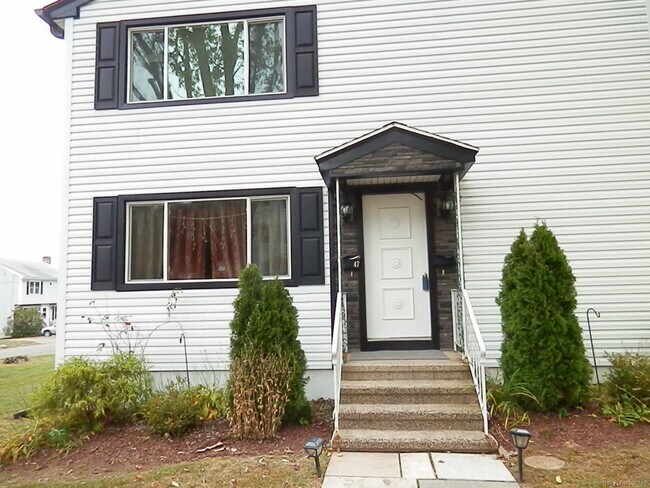 Primary Photo - 47 Fort Hill Ave